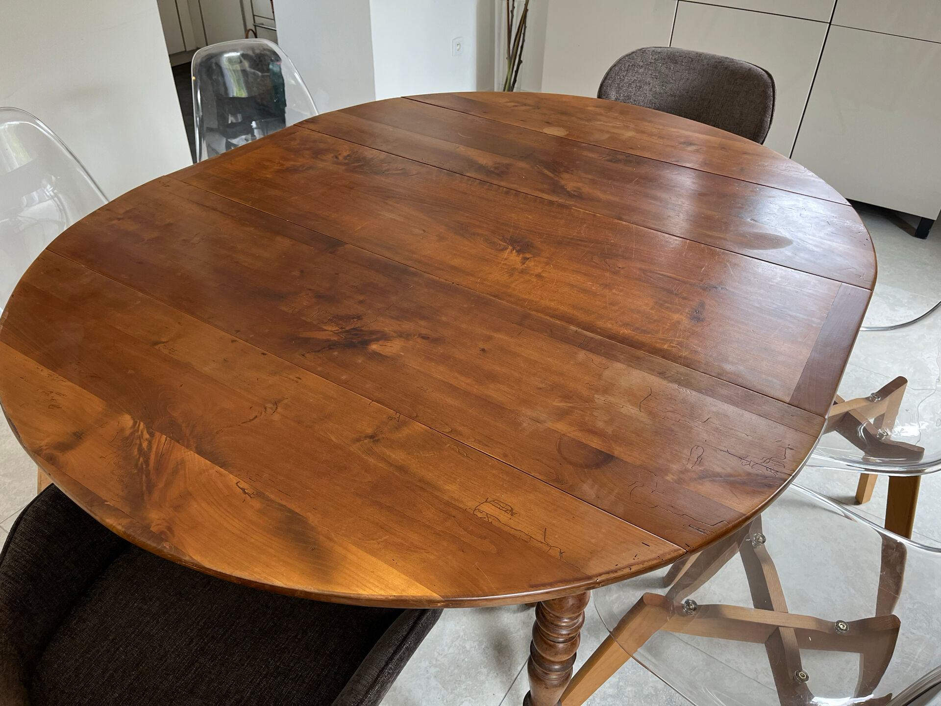 Table Louis Philippe