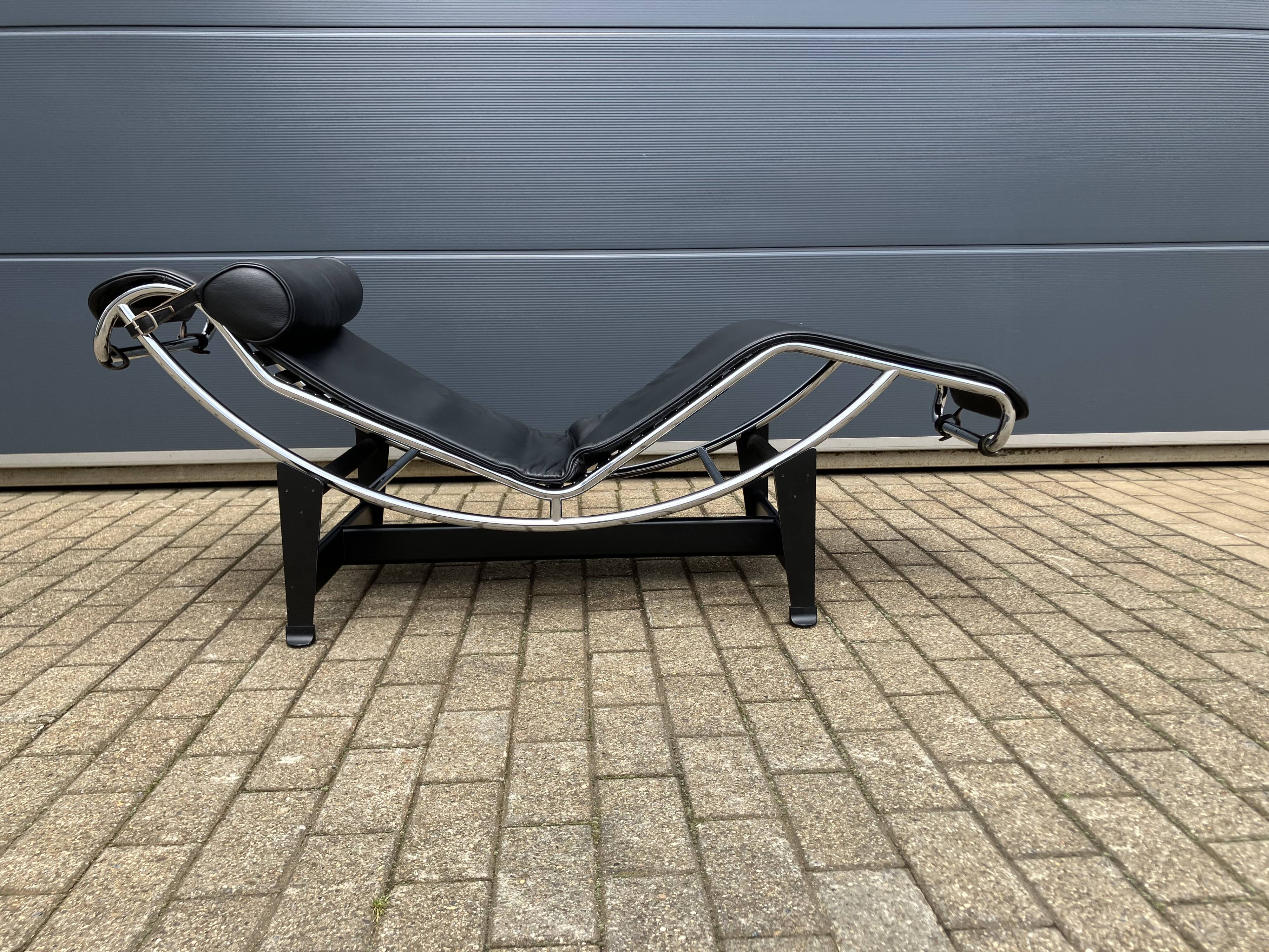 Cassina Lc4 Le Corbusier chaise longue