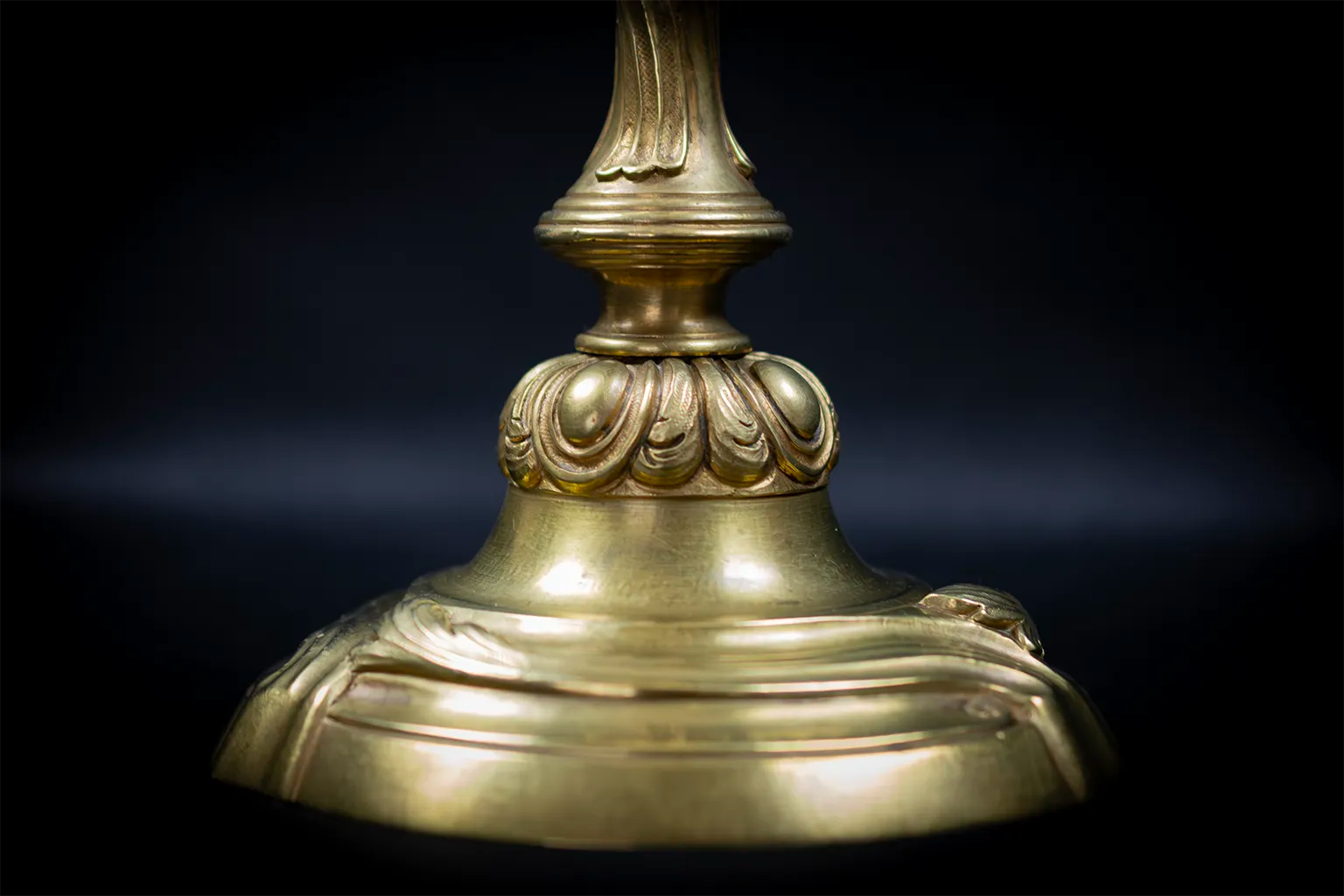 Pair of candlesticks | gilded bronze torches, Louis XV style — 19th century