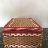 Scoubidou sewing box