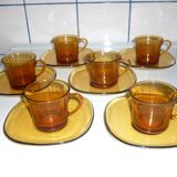 Ensemble de 6 tasses et sous-tasses ambré de DURALEX