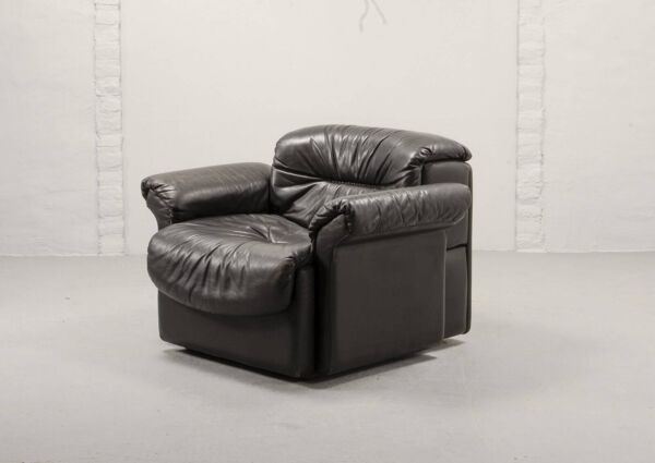 Fauteuil design De Sede DS17 en cuir lisse noir. Suisse, années 1970.
