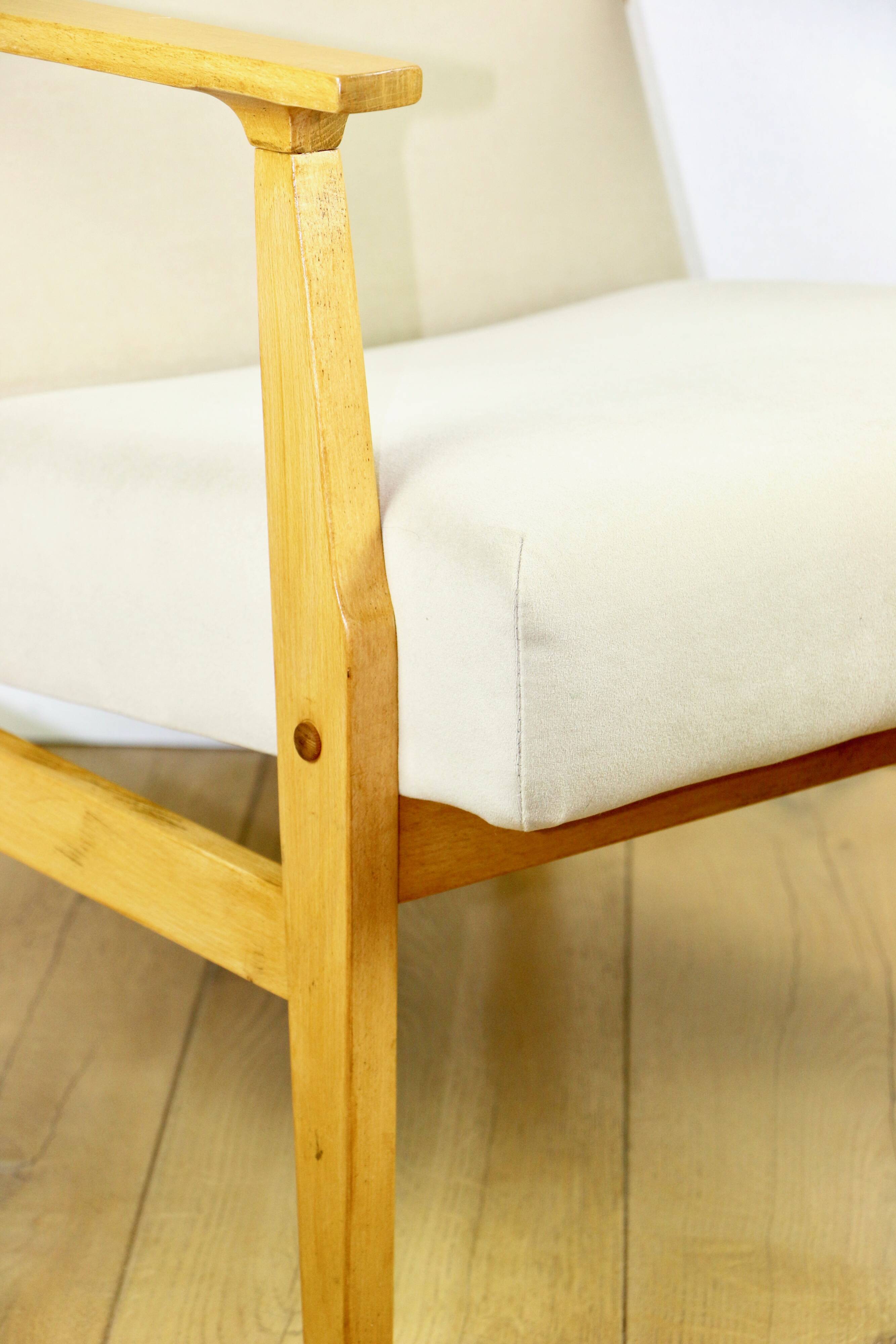 Classic armchair Vintage 70s beige - Jade series