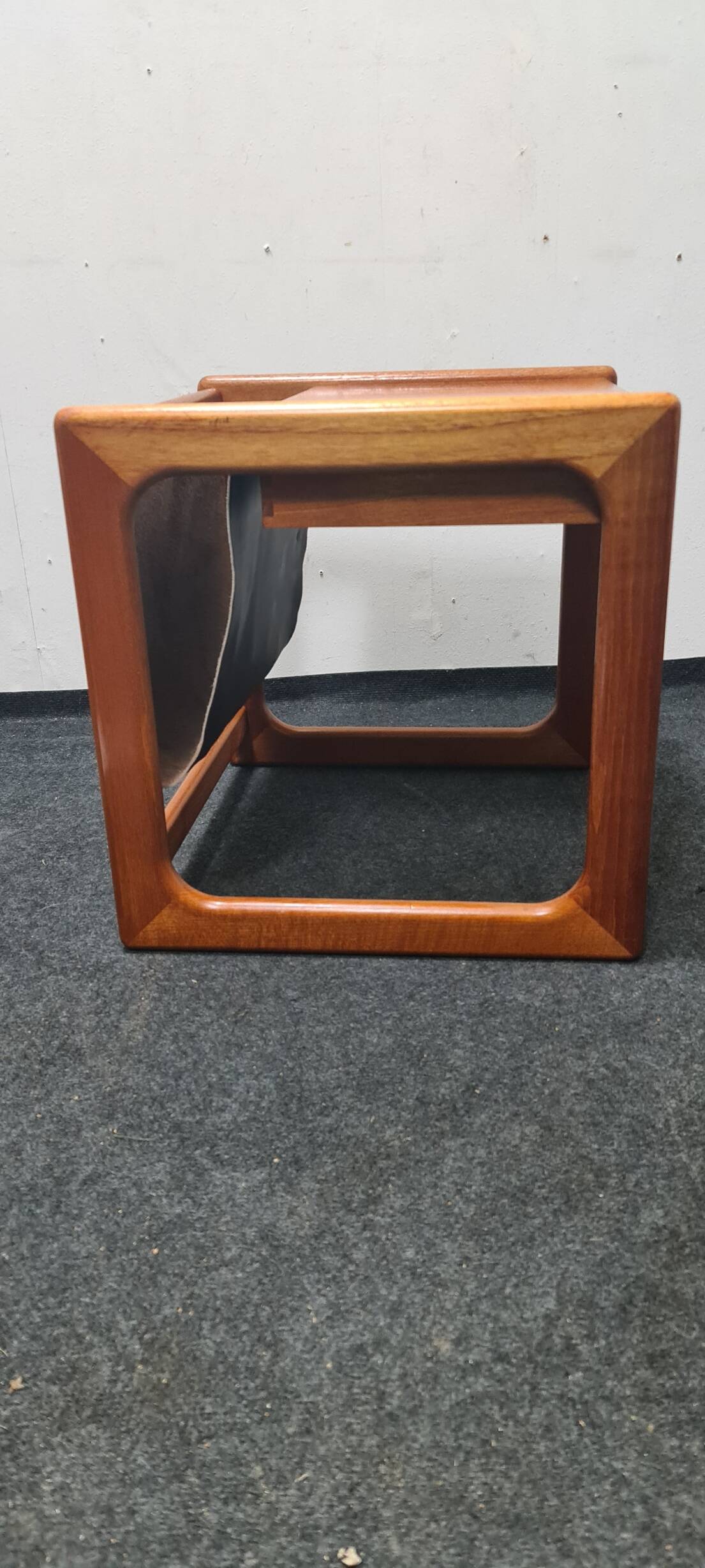Salin Nyborg vintage Danish design magazine rack, side table