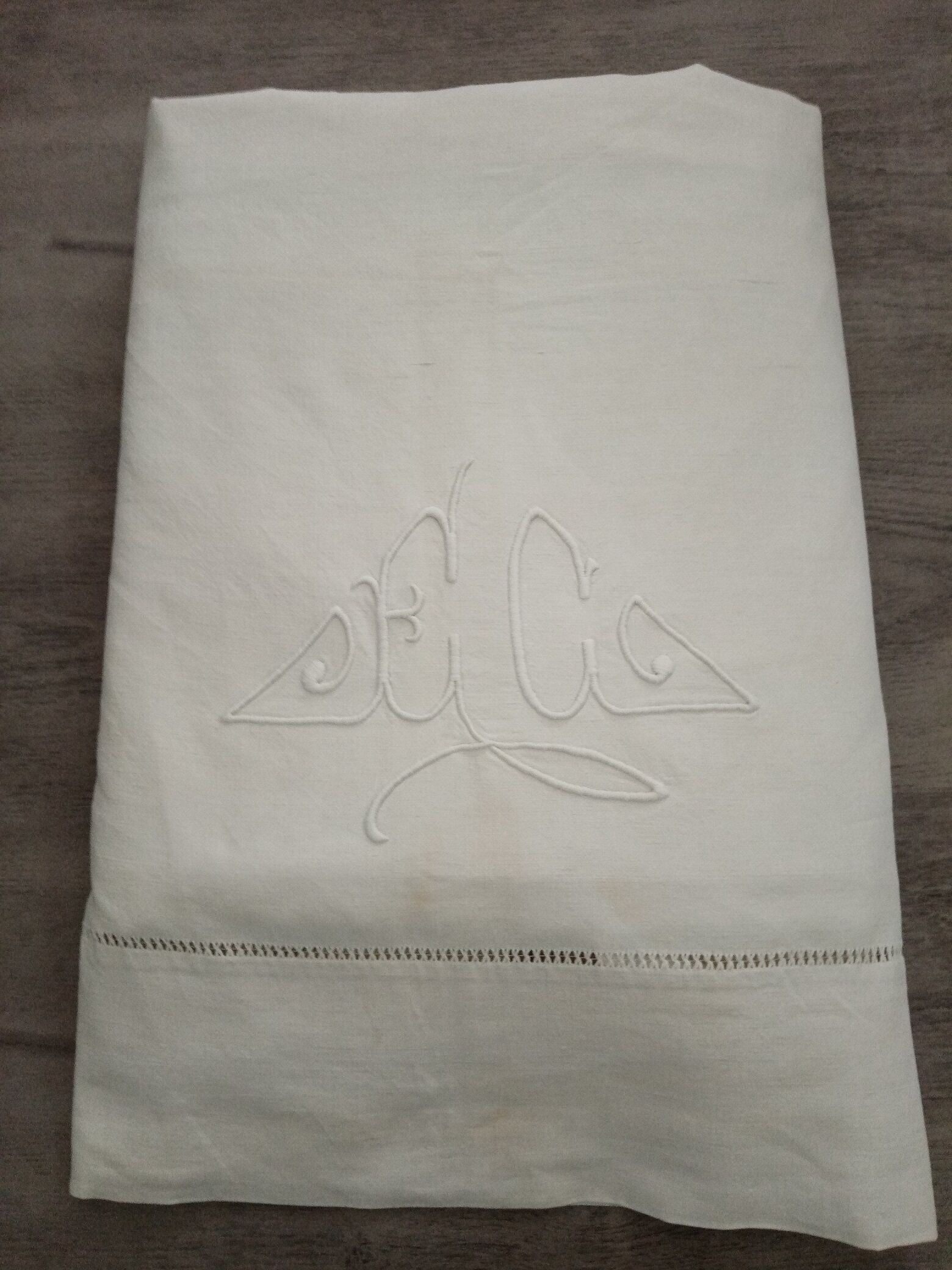 Old embroidered monogram EC métis sheet 300 x 200 cm Art Deco