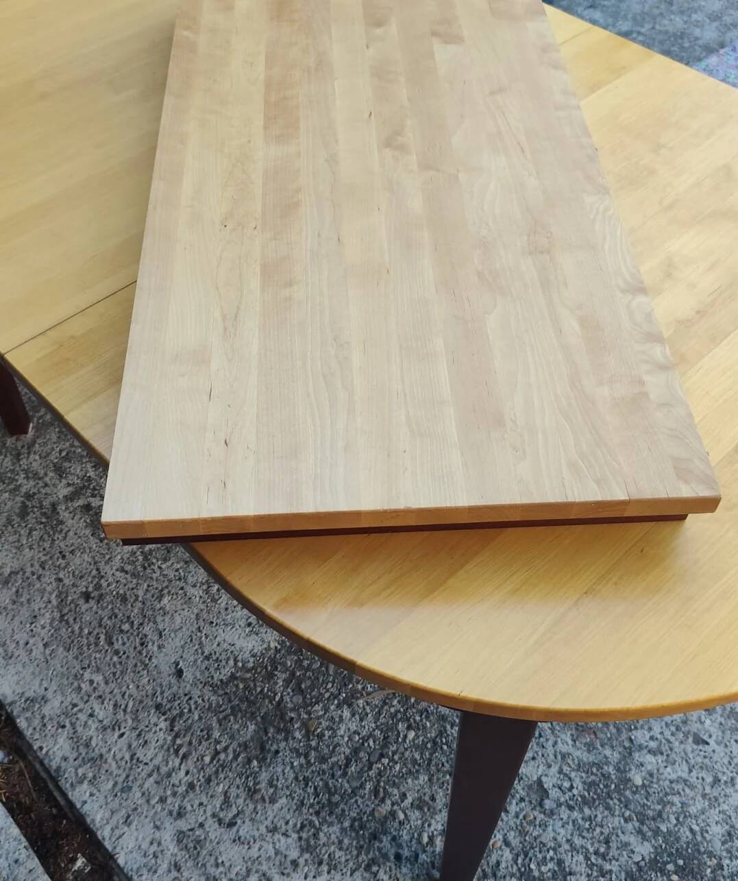 Scandinavian extendable dining table attributed to Hans Ehrlin for Tranås - 1980s