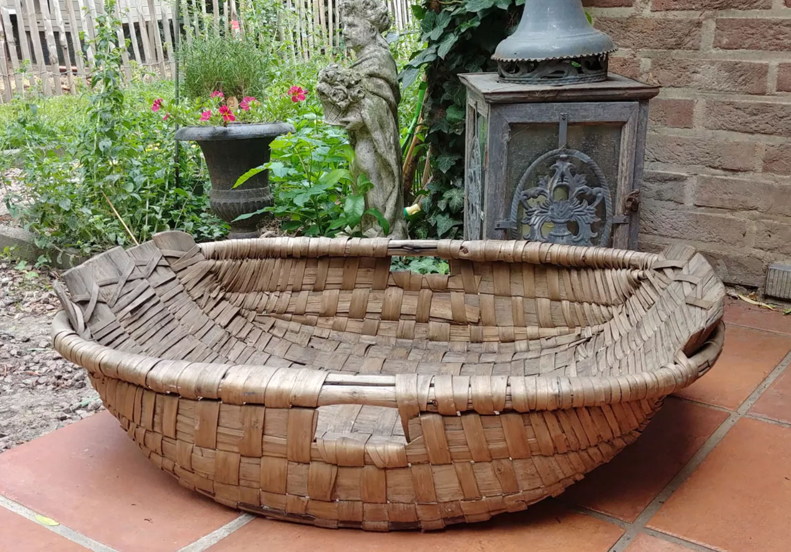Basketry basket