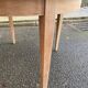 Table à manger scandinave extensible rénovée en chêne 110cm du XXème