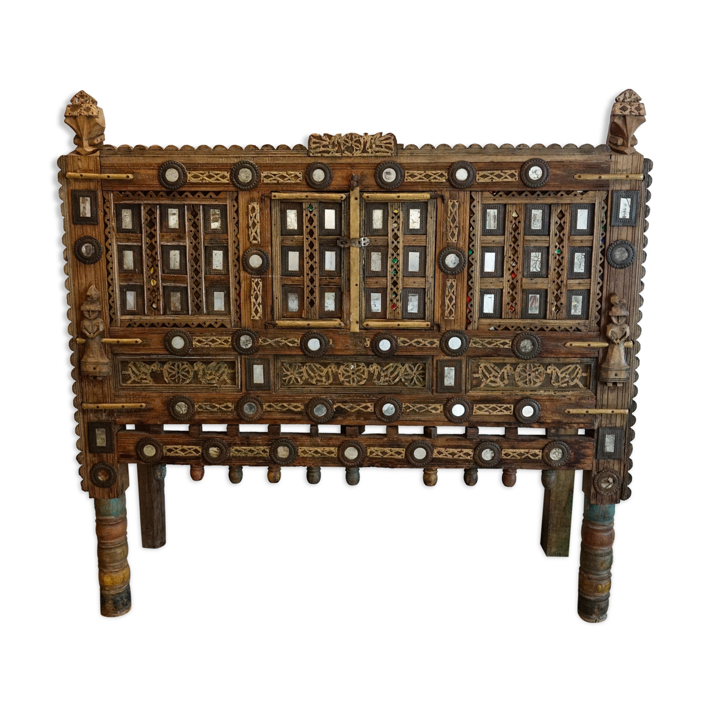 Ancient Indian furniture Damchiya