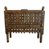Ancient Indian furniture Damchiya