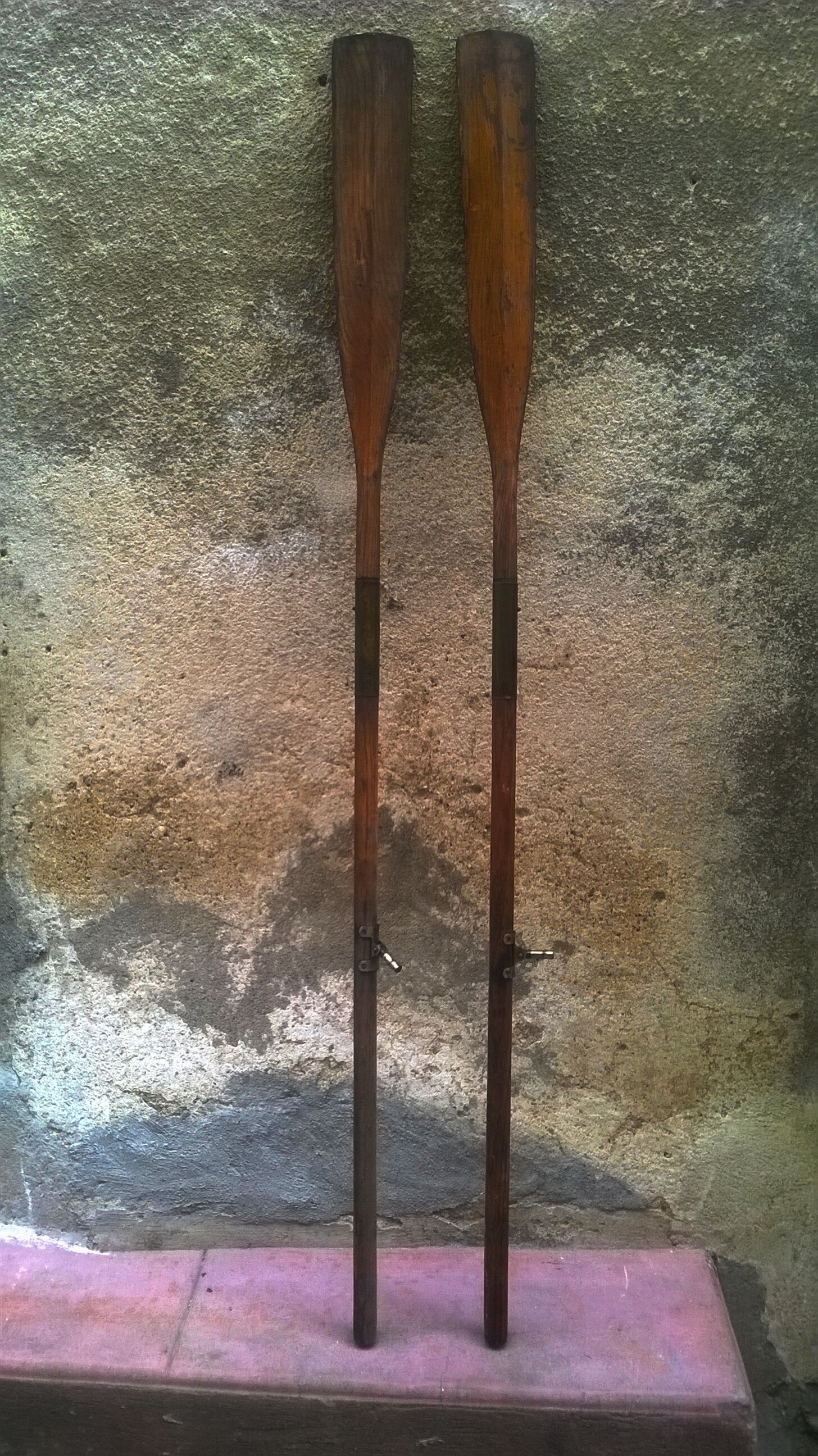 Pair of vintage oars