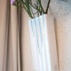"V" - Wall vase
