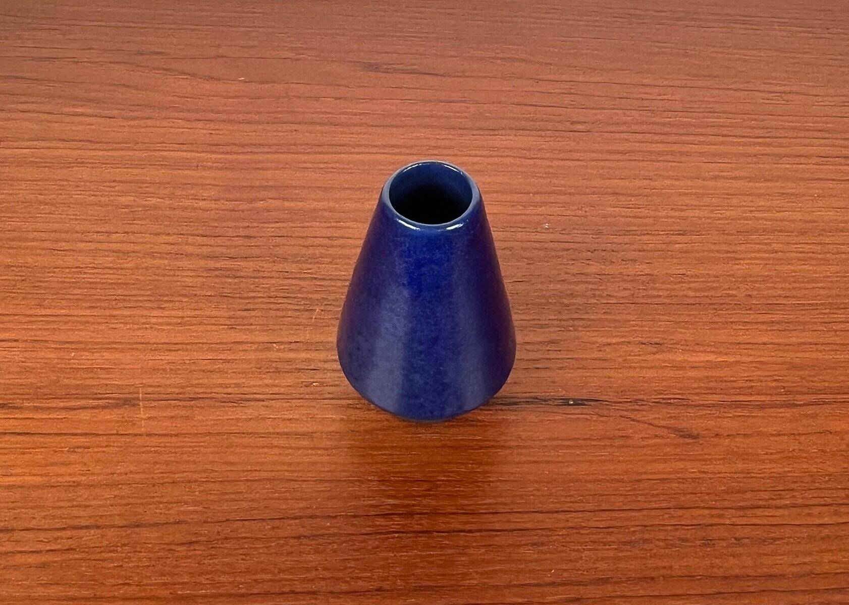 Mid-Century German Small Minimalist Studio Pottery Vase from BKW Böttger Keramik Wandsbek, Hamburg, 1960s