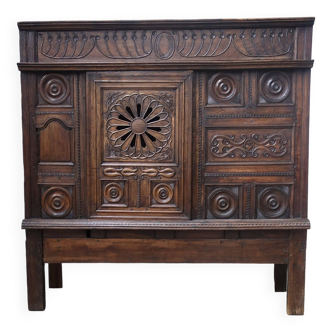 Armoire française ancienne