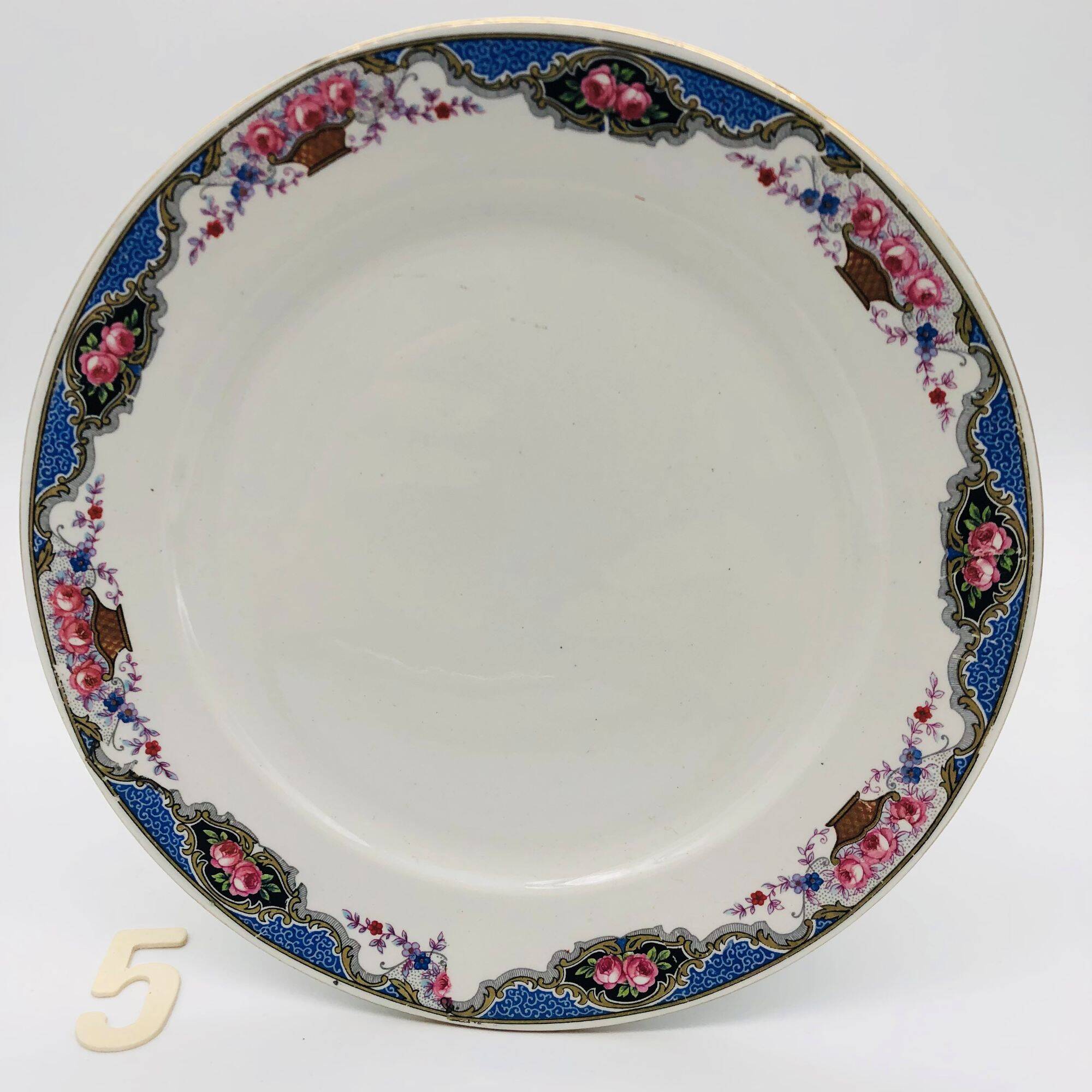 6 Assiettes à dessert  “Sarreguemines & Digoin”.