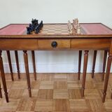 Louis Philippe style chess table and chess game with leather and wood tablets
