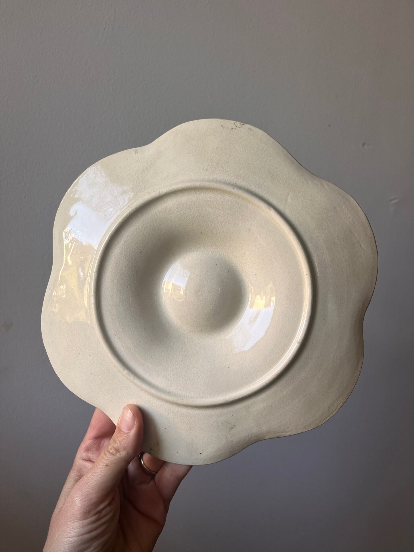 Majolica oyster plate St Clément Luneville