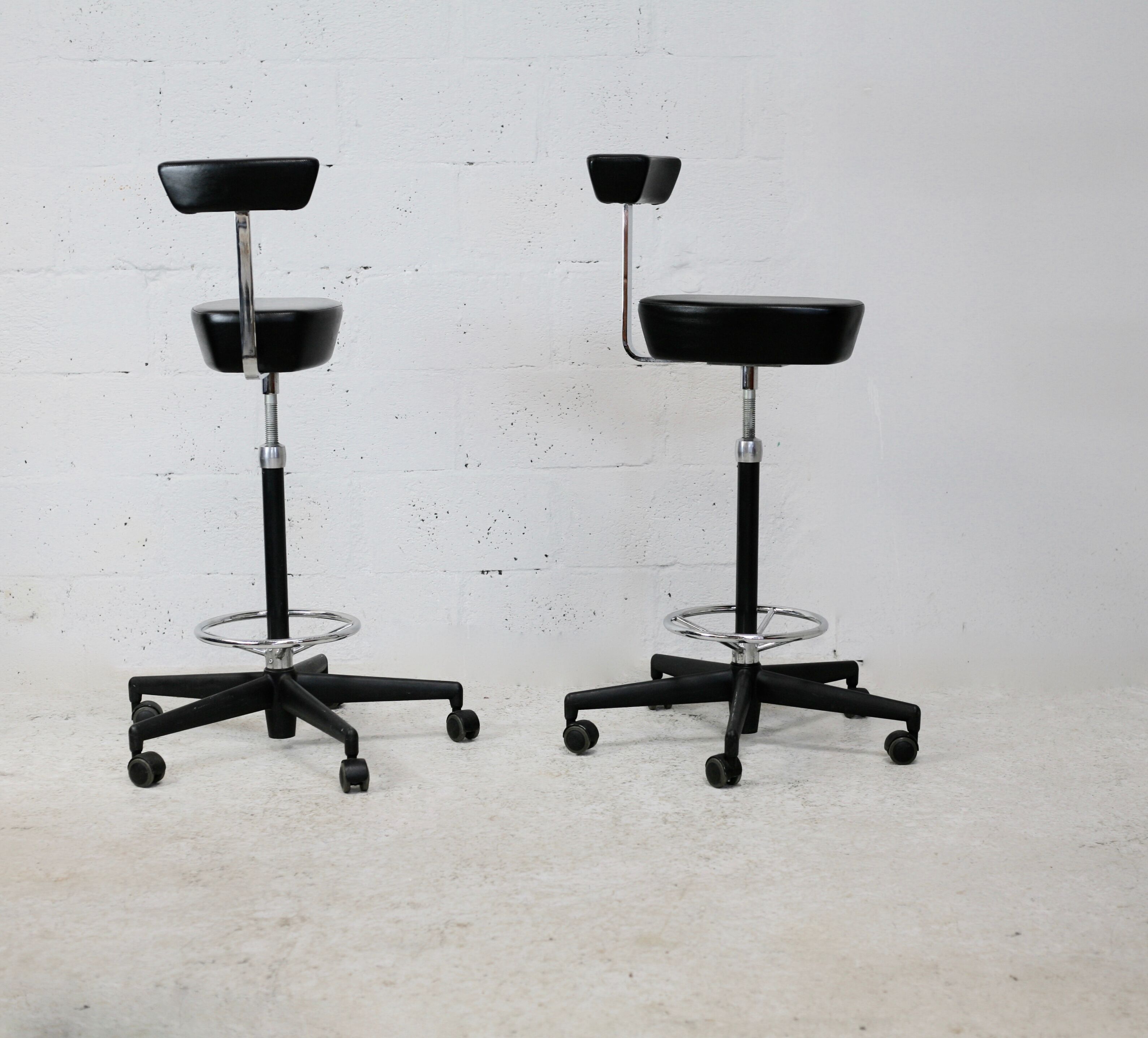 Pair of high stools by Georges Nelson, Vitra, 2001