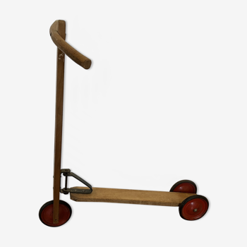 Children's scooter