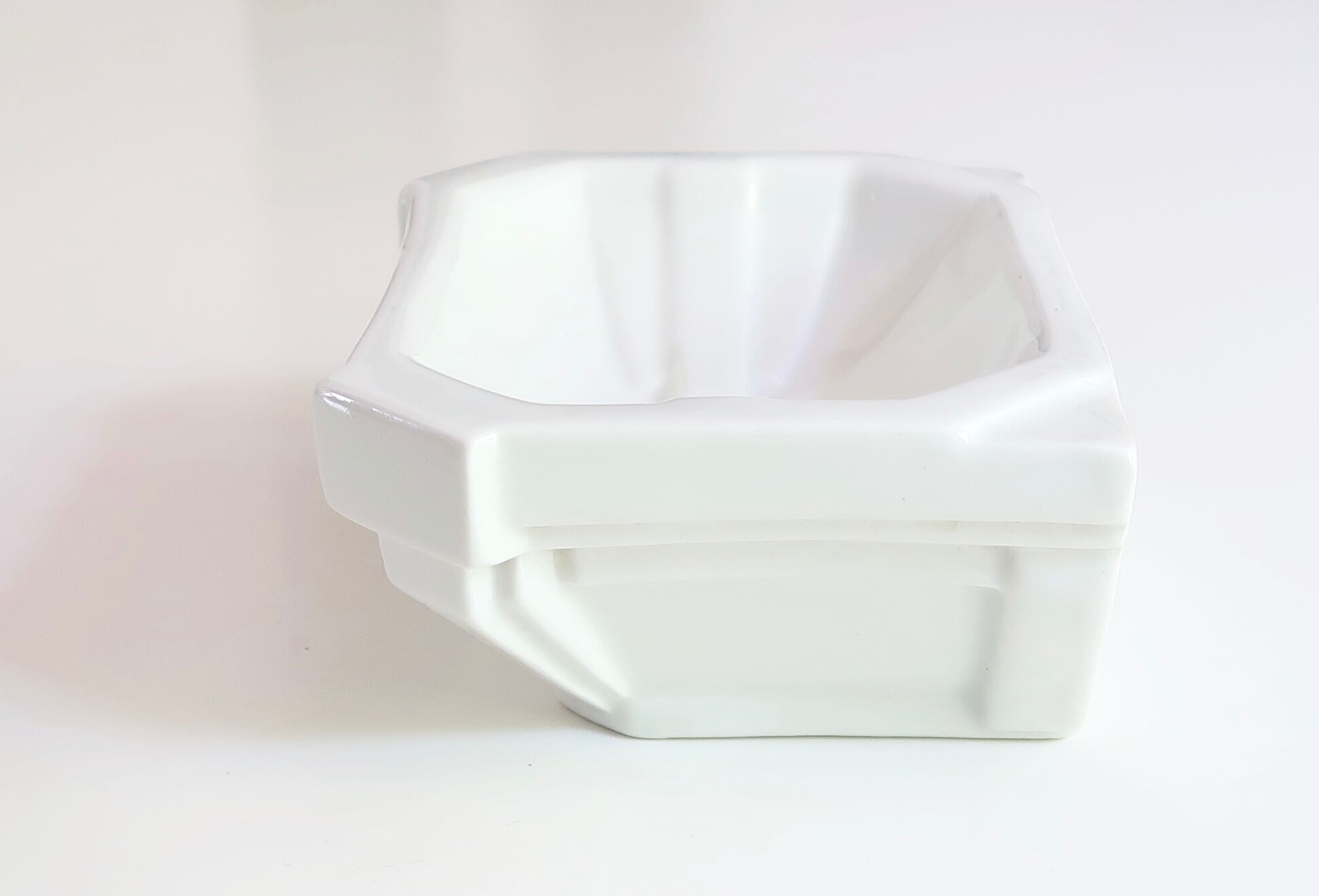 Art Deco porcelain wall soap holder