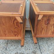 Paire de tables de chevet en chêne, a. 1950 ; piètement compas, design rétro vintage