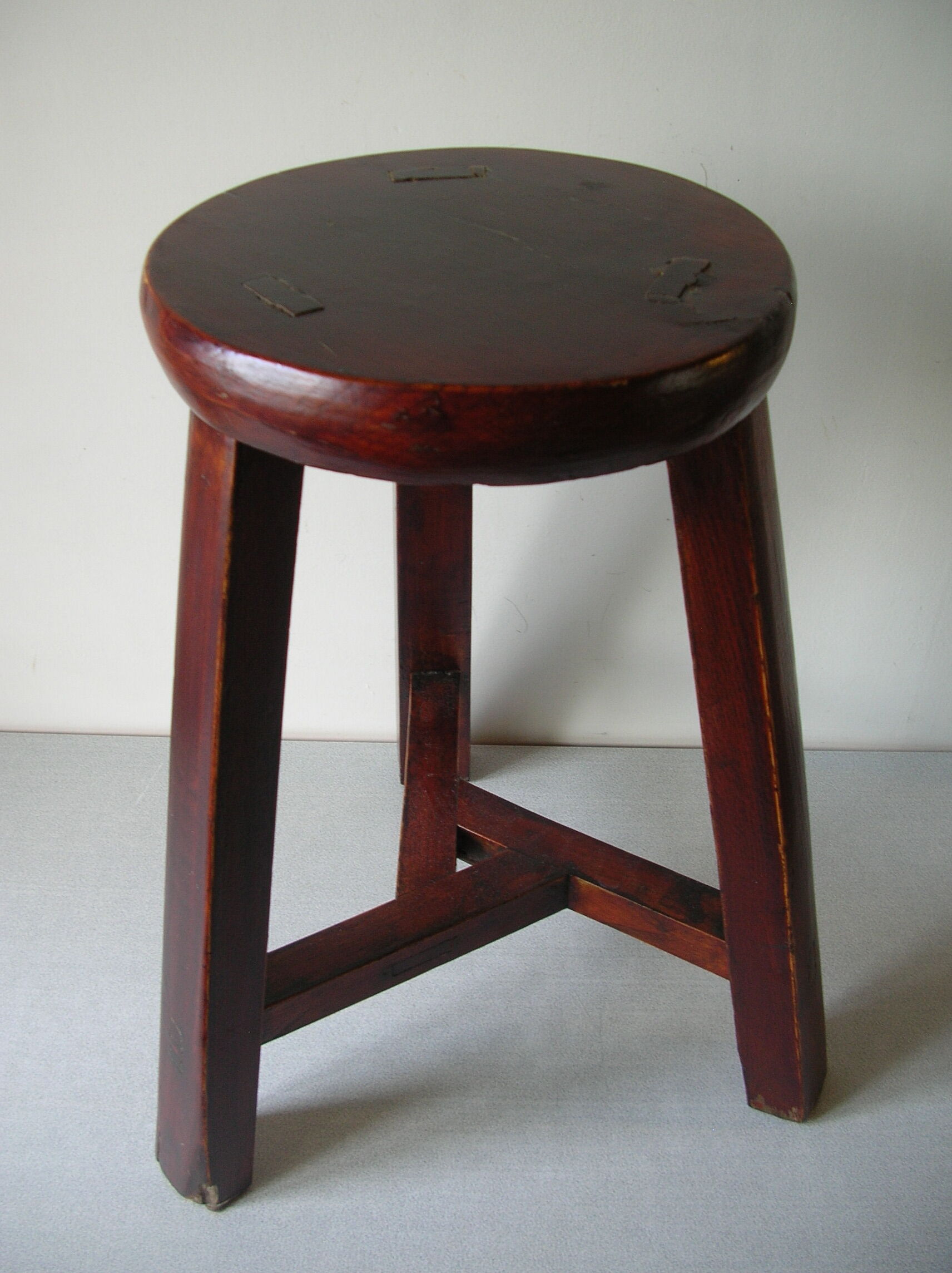 Old stool 3 feet Asian Chinese tripod wooden painted marking Japanese decoration