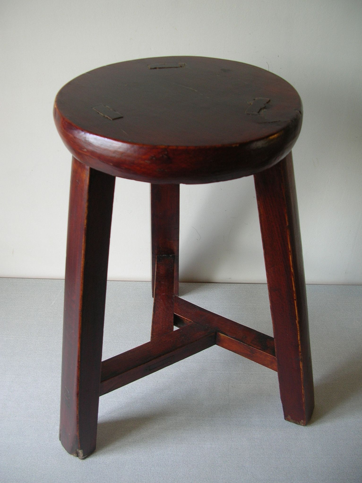 Old stool 3 feet Asian Chinese tripod wooden painted marking Japanese decoration