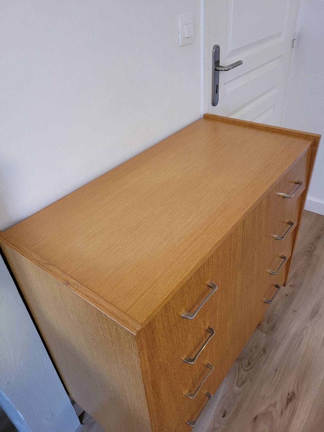 Vintage chest of drawers