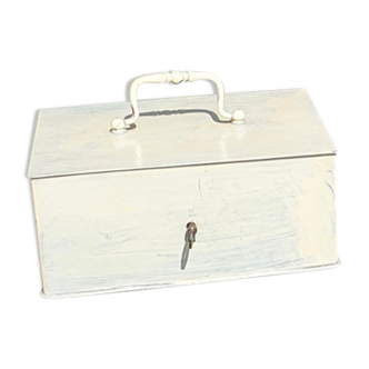 Metal box