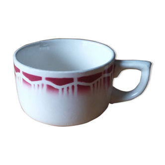 St Amand earthenware mug