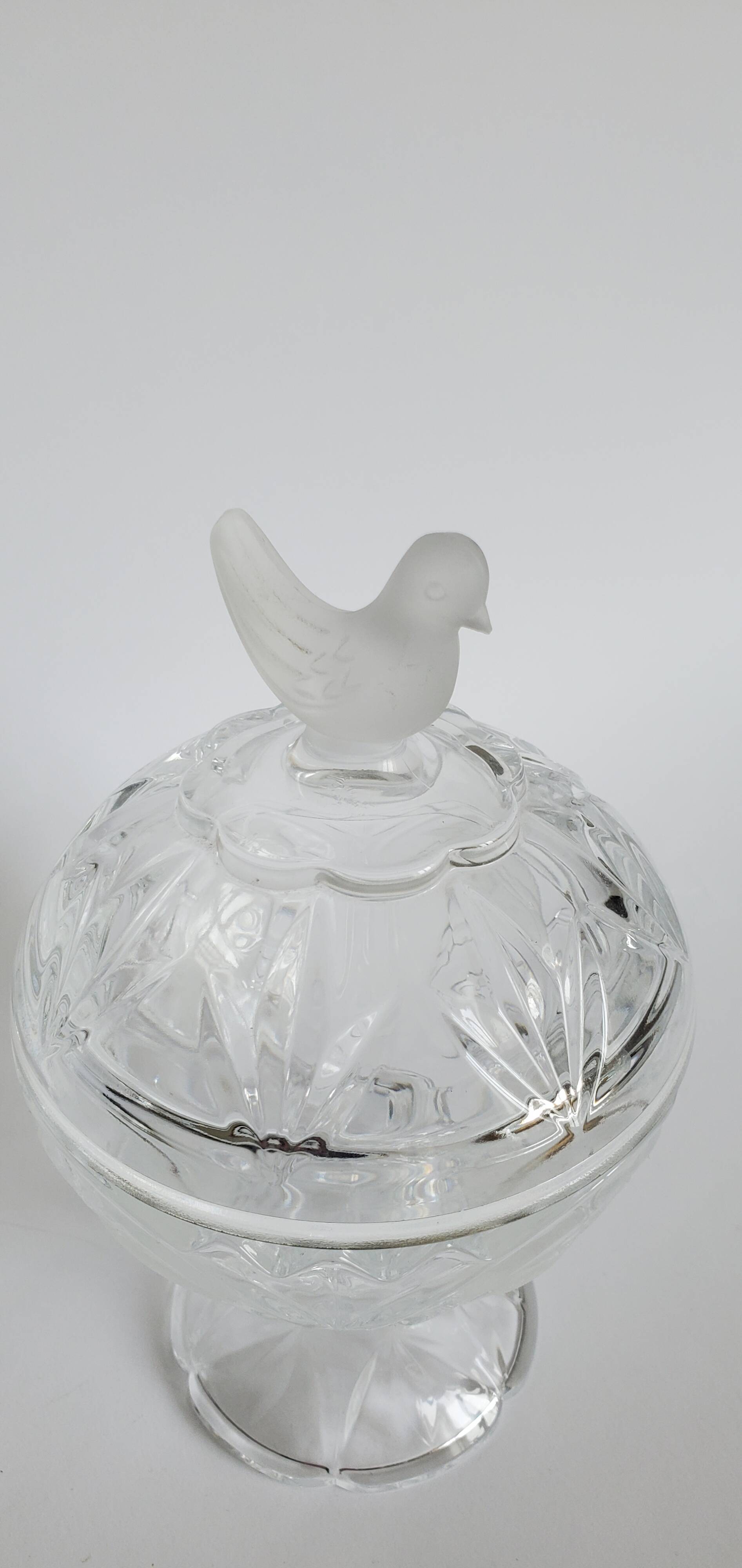 Crystal candy box from Cristal d'Arques