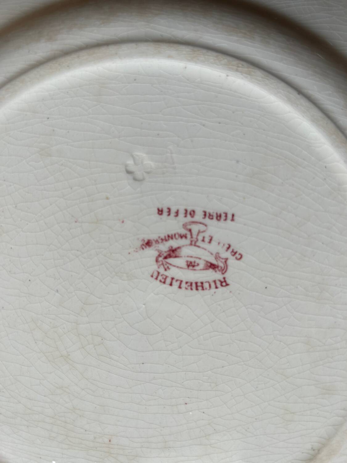 Mismatched series of 4 old “Terre de fer” flat plates