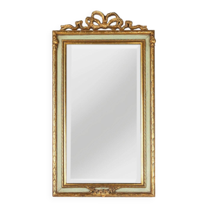 Miroir décoré de feuilles