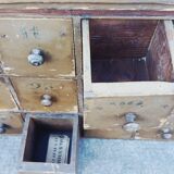 Workshop furniture with 30 drawers