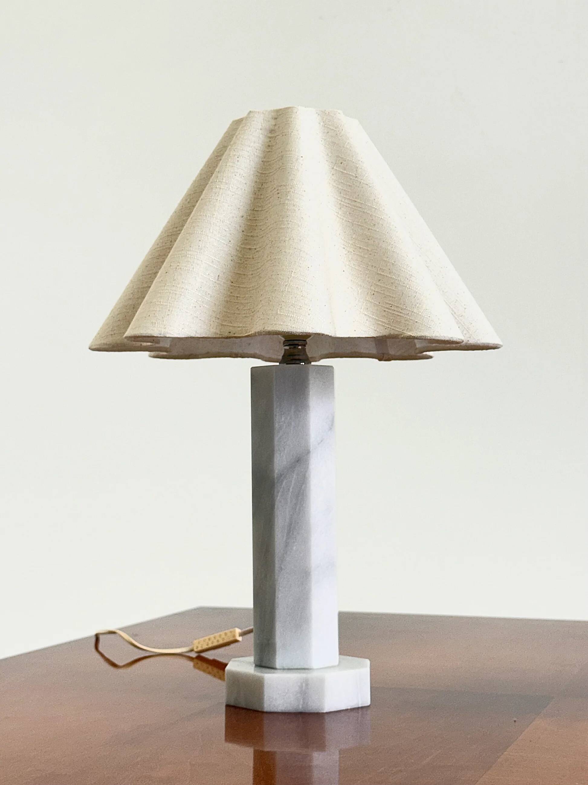 Vintage marble table lamp with linen shade