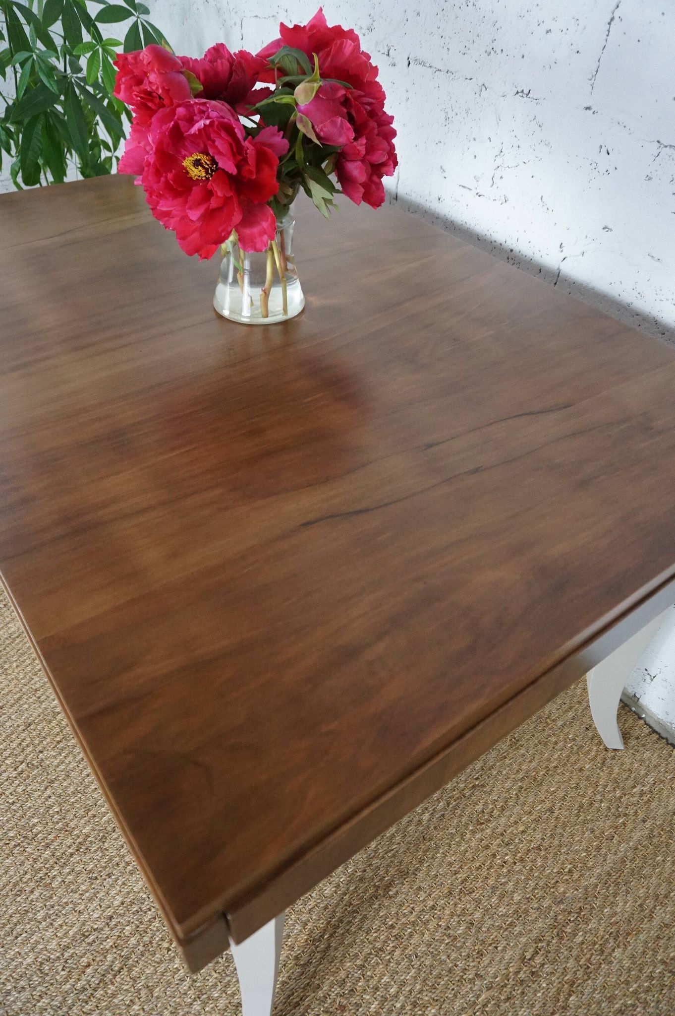Table à manger avec rallonges art déco relookée pieds galbés