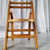 Children's folding chair