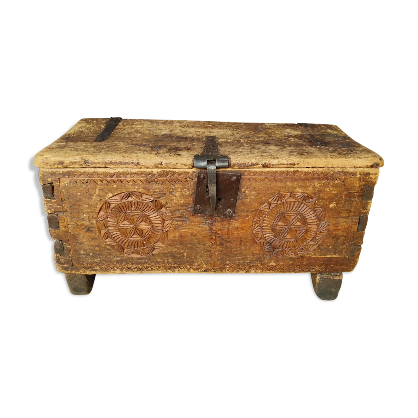 Queyras box in larch EIGHTEENTH