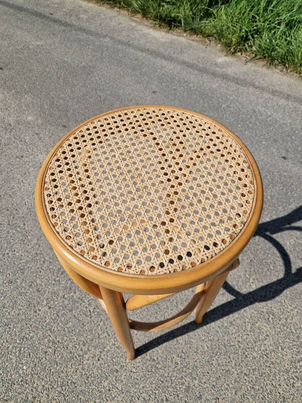 Tabouret haut de bar en bois courbé et cannage