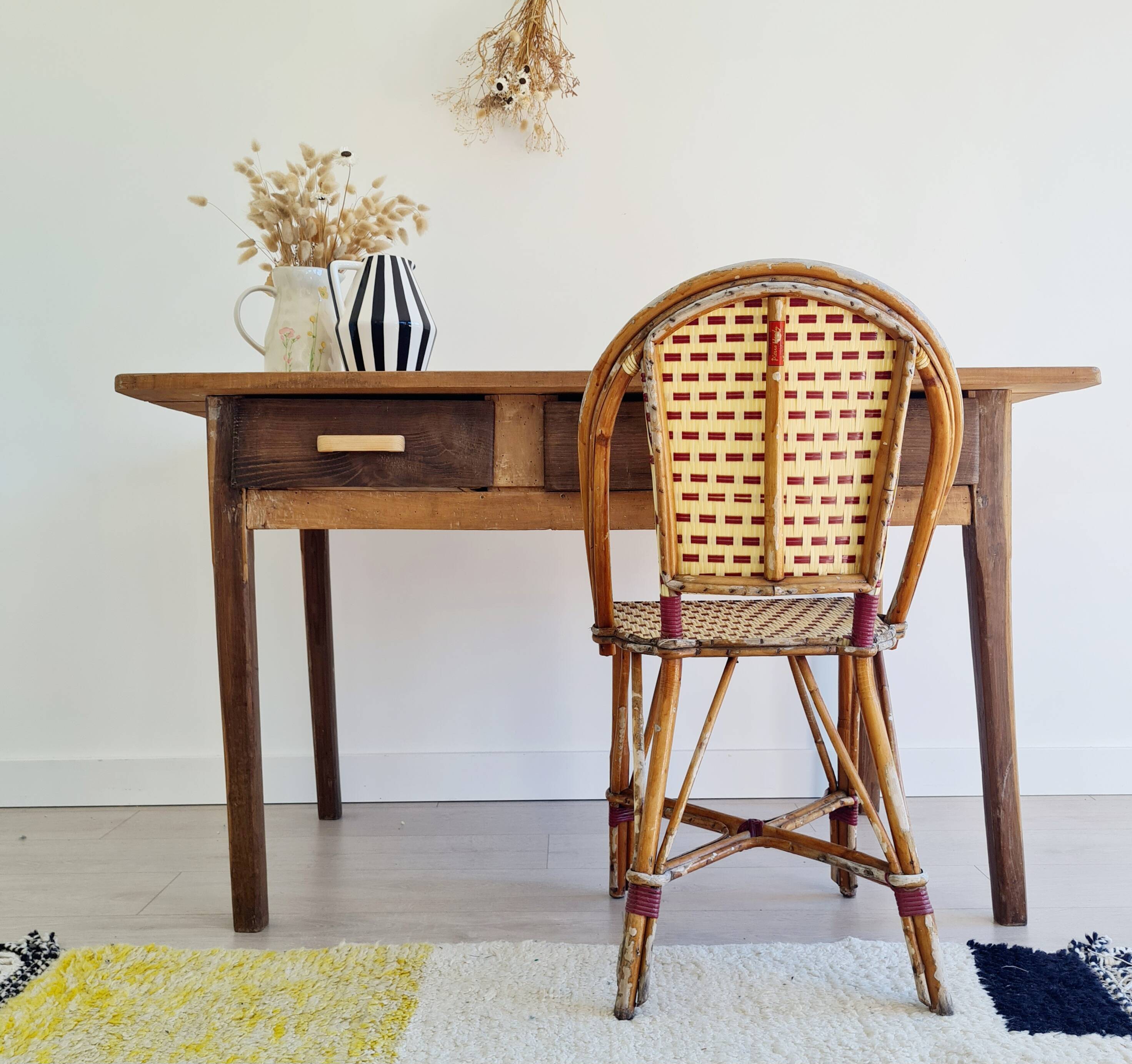 Antique farmhouse table - 2 drawers