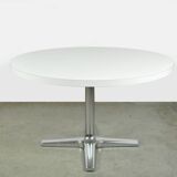Vintage round 4-5- persons dining table by Pastoe, 1970s