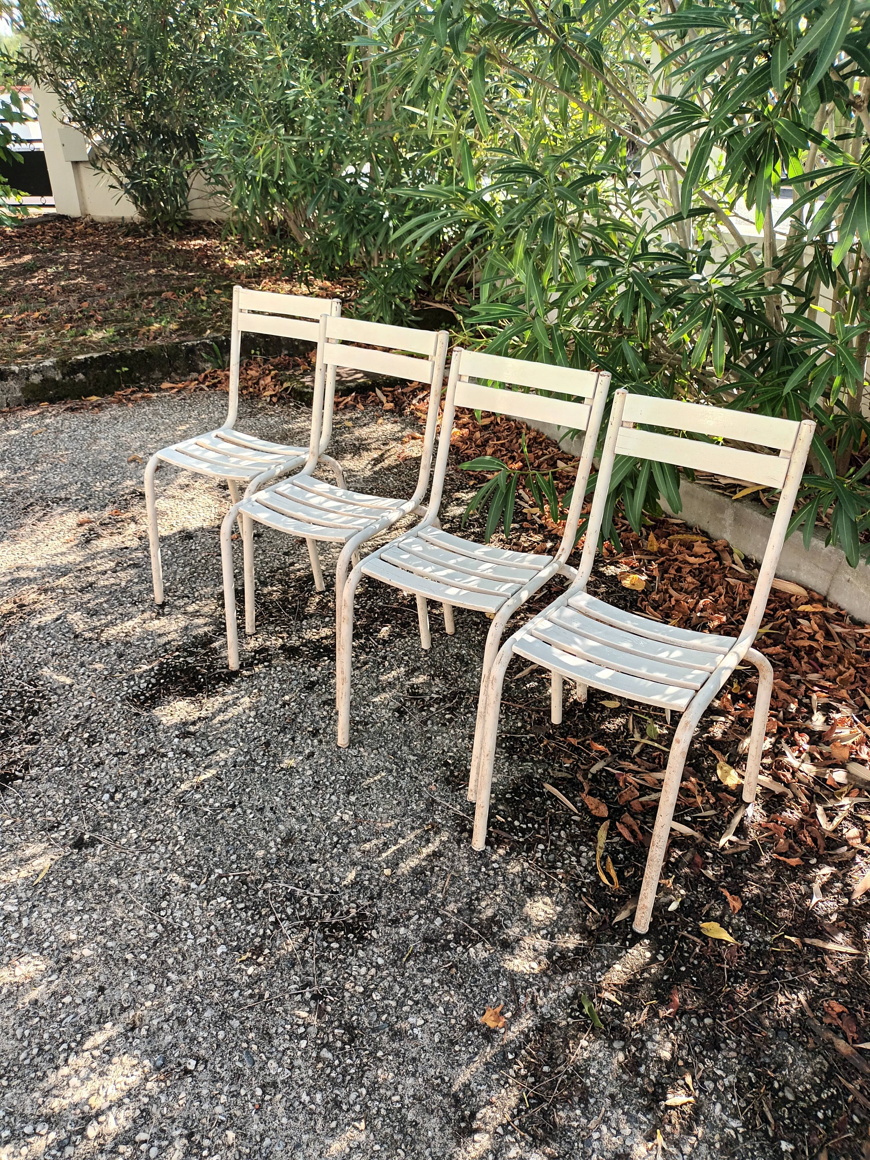 4 chaises bistrot vintage
