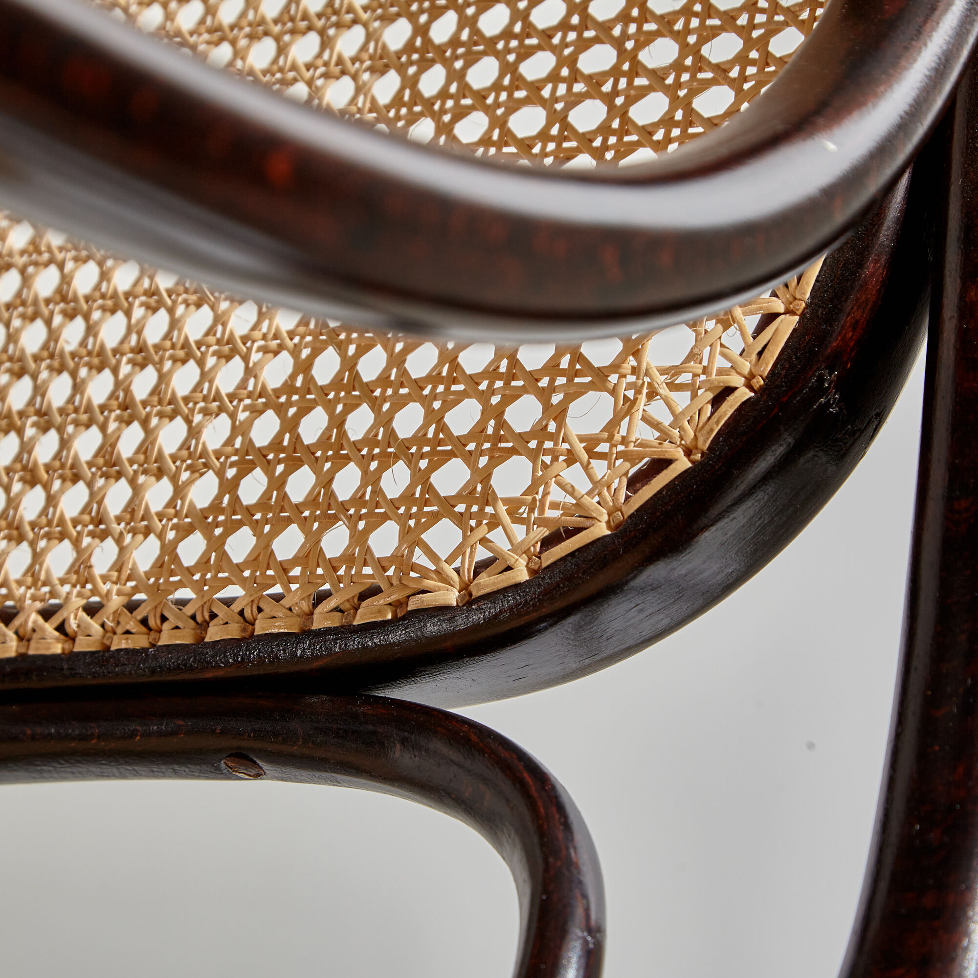 Rocking chair style 825 Thonet