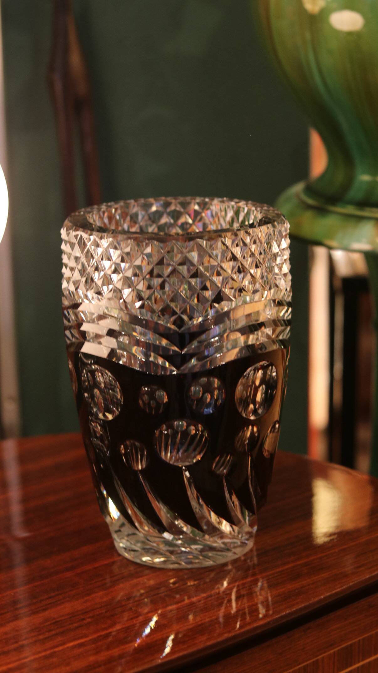 Art Deco vase in two-tone black and clear crystal, Val-Saint-Lambert, circa 19
