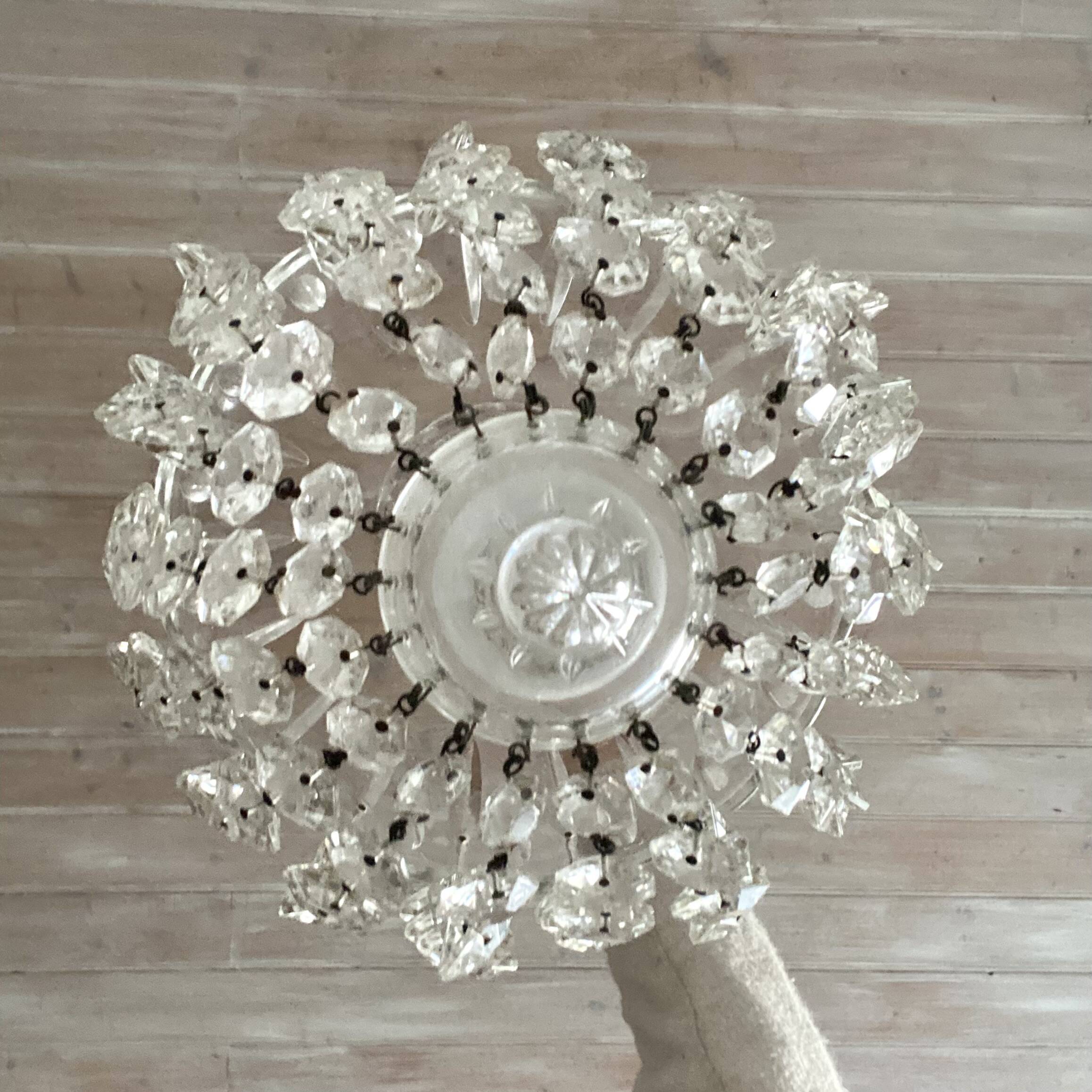 Basket tassel suspension or tassel ceiling light