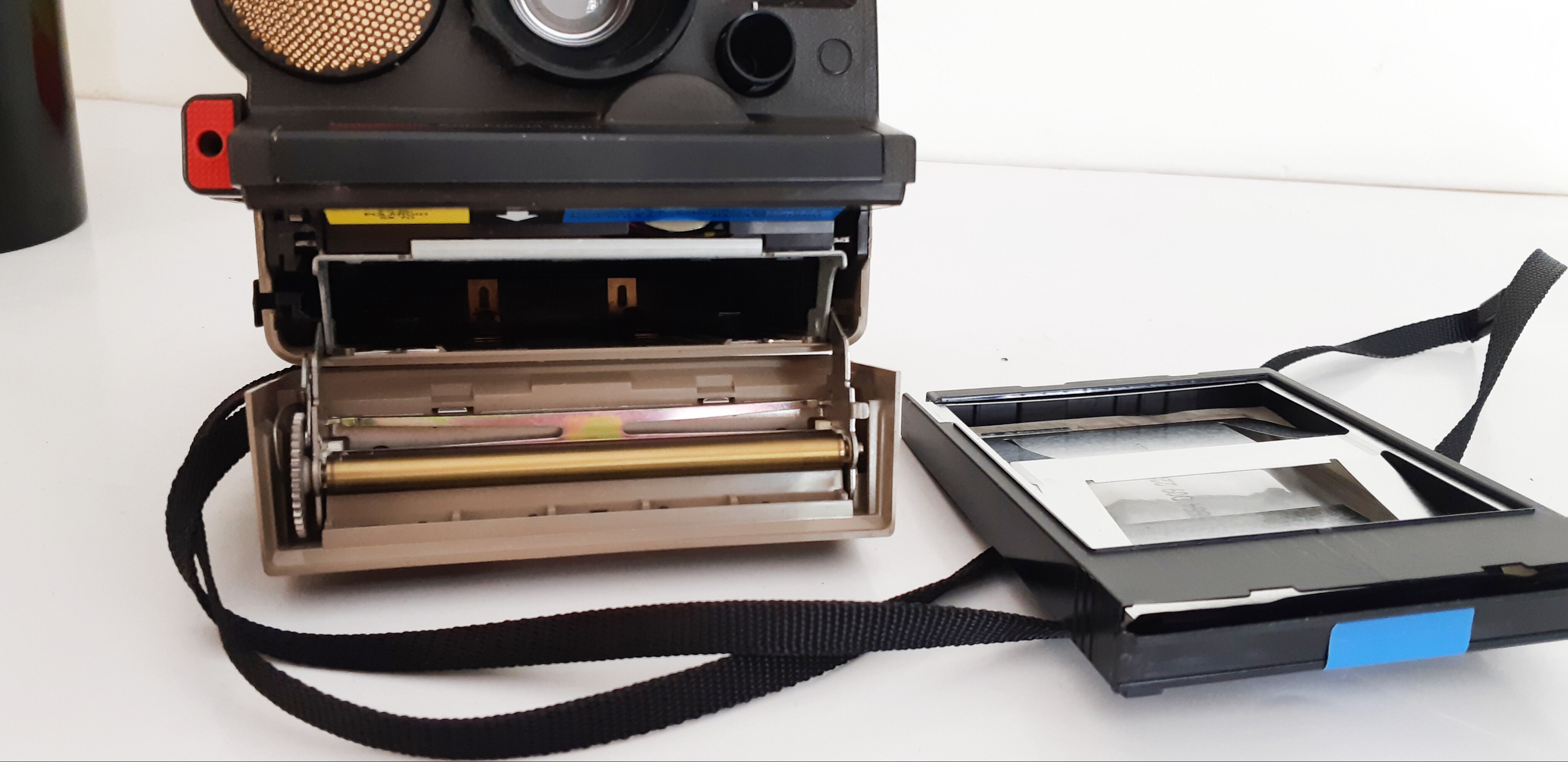 Polaroid Autofocus 4000 camera, camera