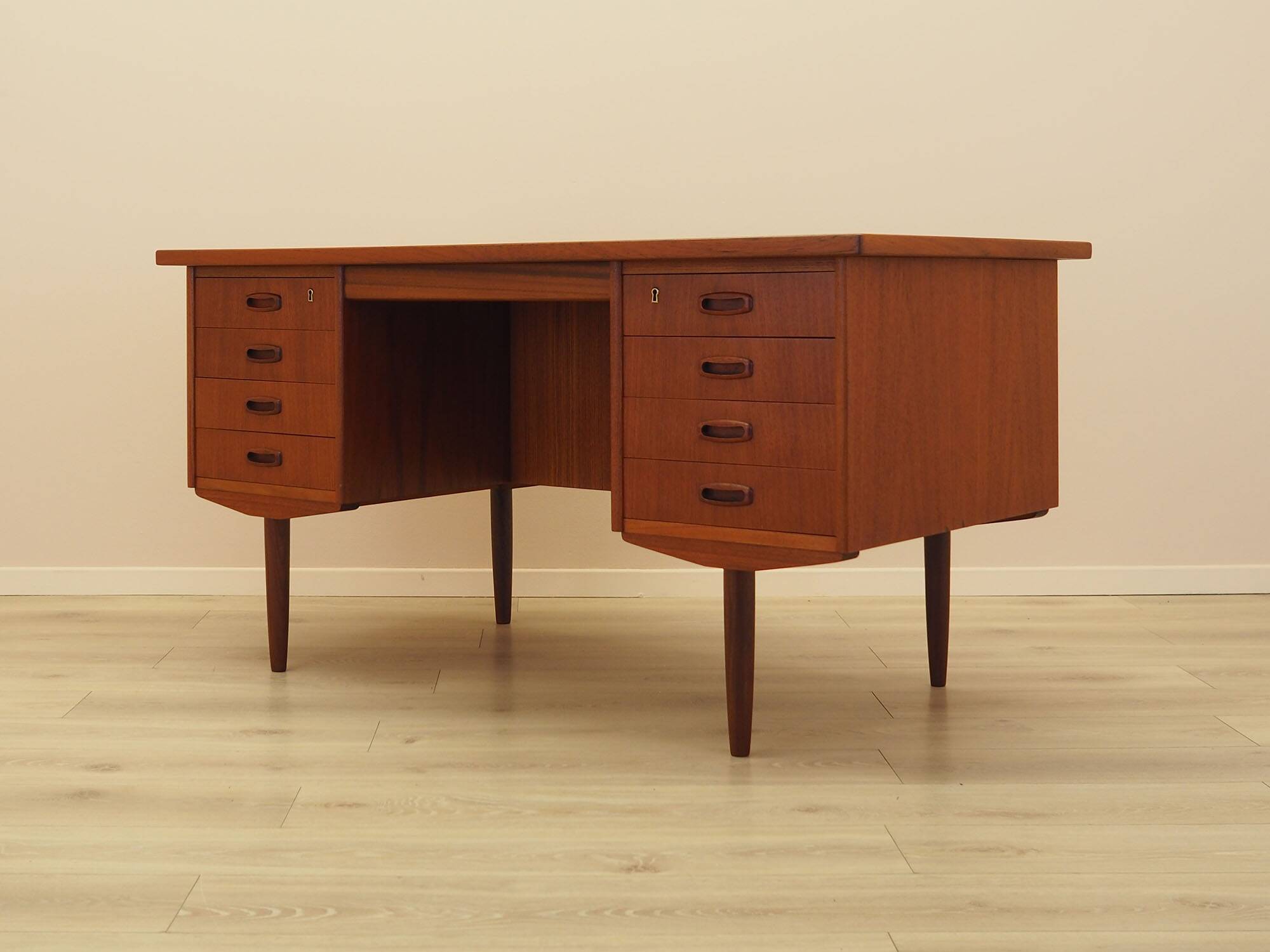 Teak desk, Danish design, 1970s, made in Denmark