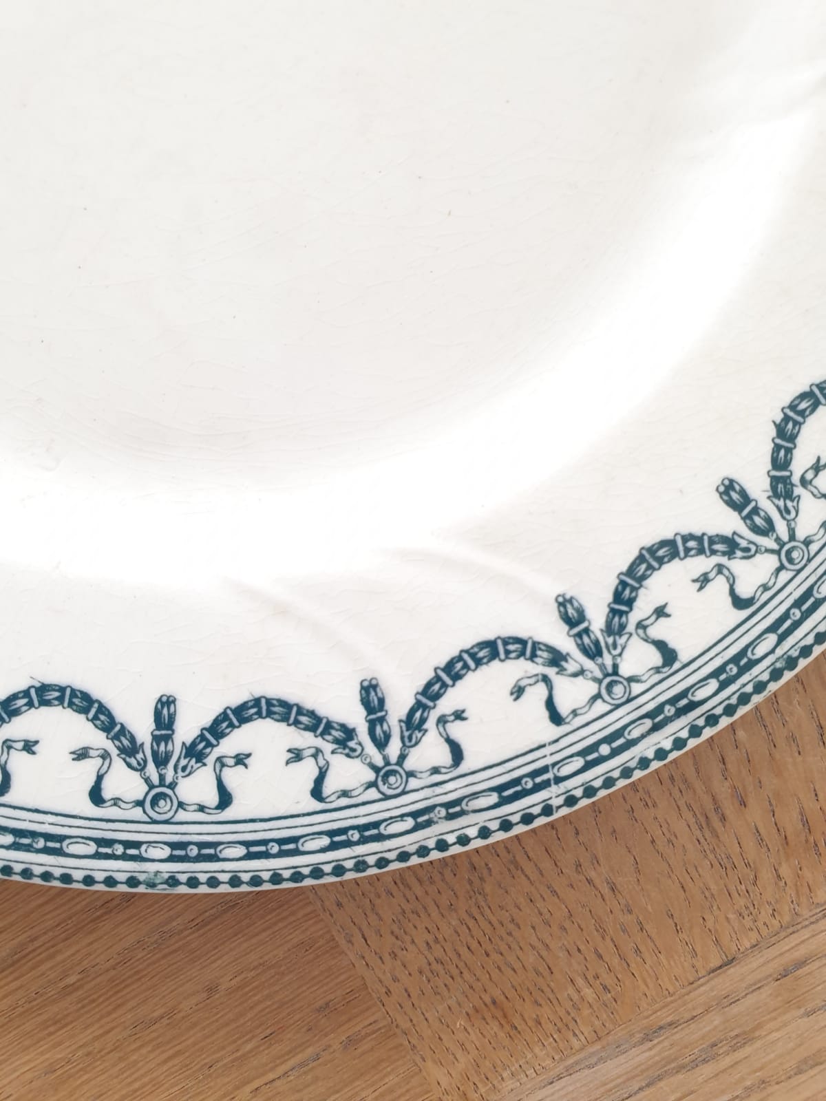 Flat plates iron earth Salins