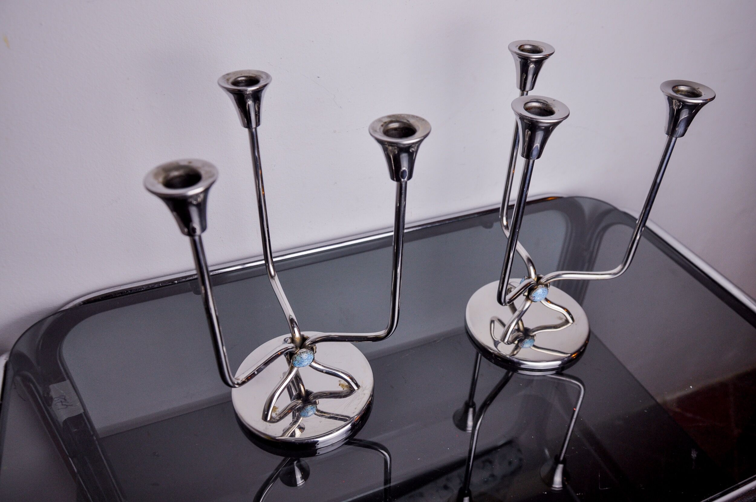 Pair of art deco candlesticks in stainless steel 3 flames and blue stones, Spain, 1970
