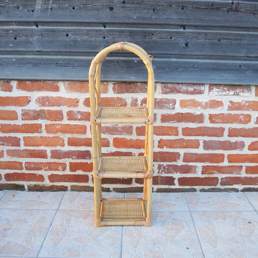 Ancienne colonne 3 étagères en bambou et osier